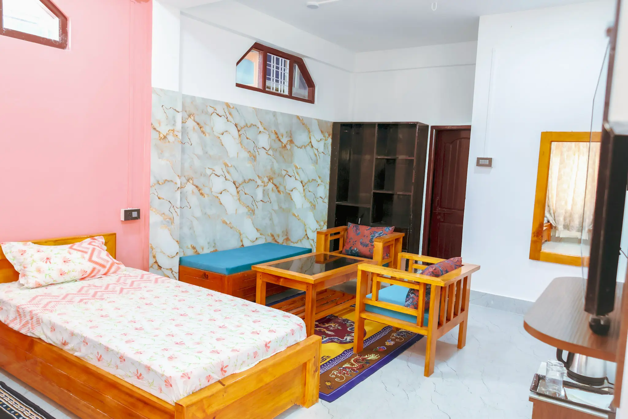 Additional bedroom with modern amenities